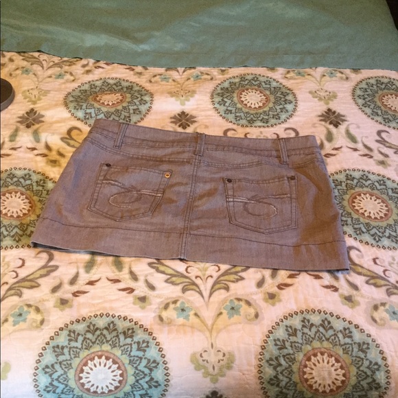 🌻 Mini skirt 🌼 - Picture 2 of 3